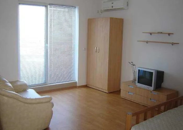 Отель Laguna Солнечный берег